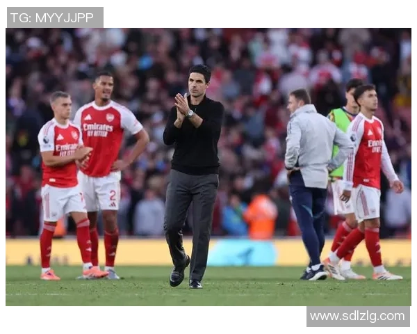 足球明星镜头前的独特表情集:从激情到冷静,捕捉他们的瞬间心情 足球明星镜头前的独特表情集:从激情到冷静,捕捉他们的瞬间心情